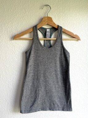 Ivivva by Lululemon Girls Tank Top Gray Racerback Size 10